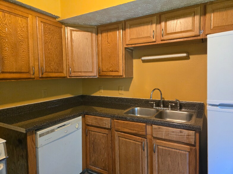 Building Photo - 3421 Donna Kay Dr