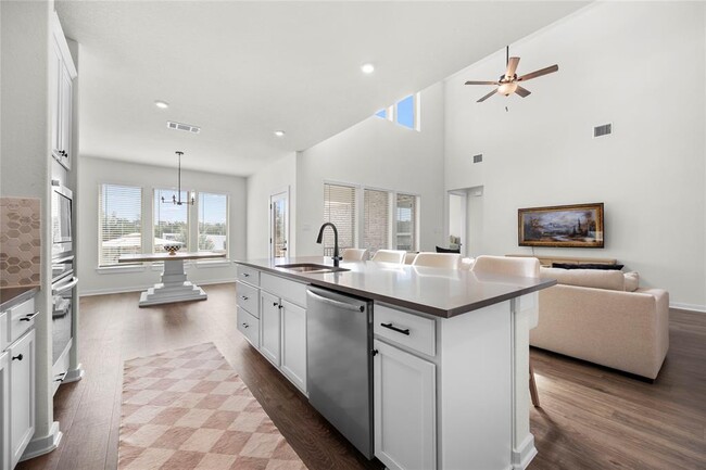 Building Photo - 116 Charro Ct