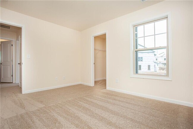 Building Photo - 4355 Almanor Cir