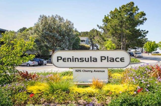 Building Photo - 1126 Cherry Ave