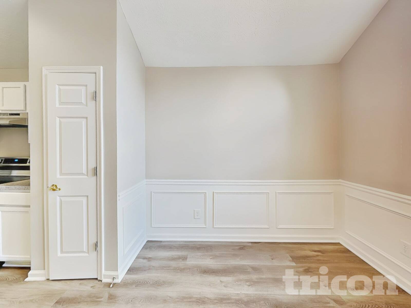 Building Photo - 5545 Amber Cove Way