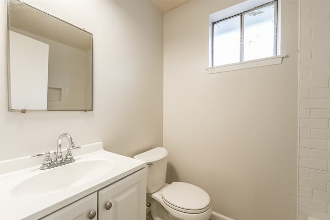 Building Photo - 15222 Wickbriar Dr