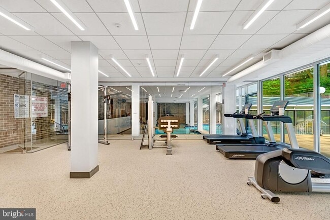 Building Photo - 4100 Cathedral Ave NW