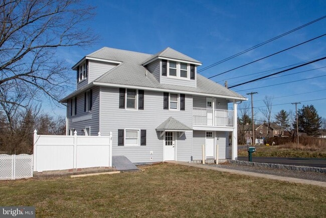 Building Photo - 4220 Bethlehem Pike