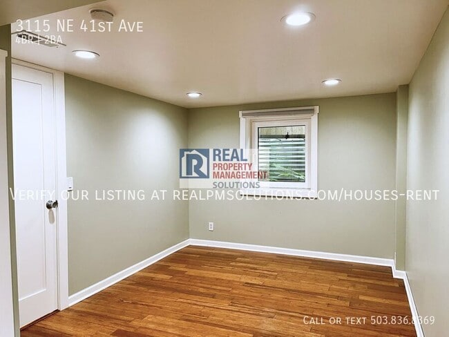 Building Photo - 3115 NE 41st Ave