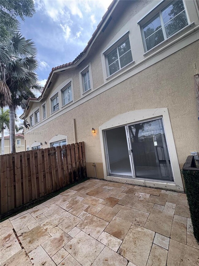 Building Photo - 8301 NW 107th Ct