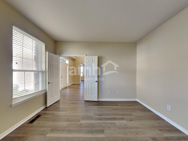 Building Photo - 11795 Langham Crescent Ct