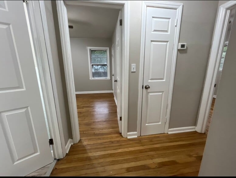 Building Photo - COMING SOON: Classic charm, peaceful living, your Forest Park retreat awaits in this spacious 3-b...