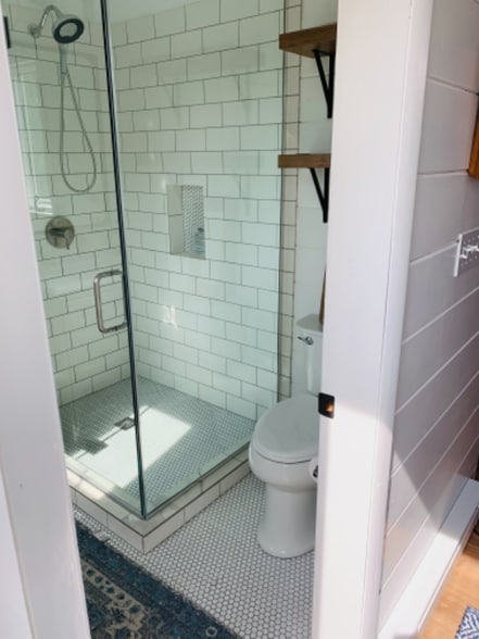 Building Photo - 5340 Notre Dame Ave