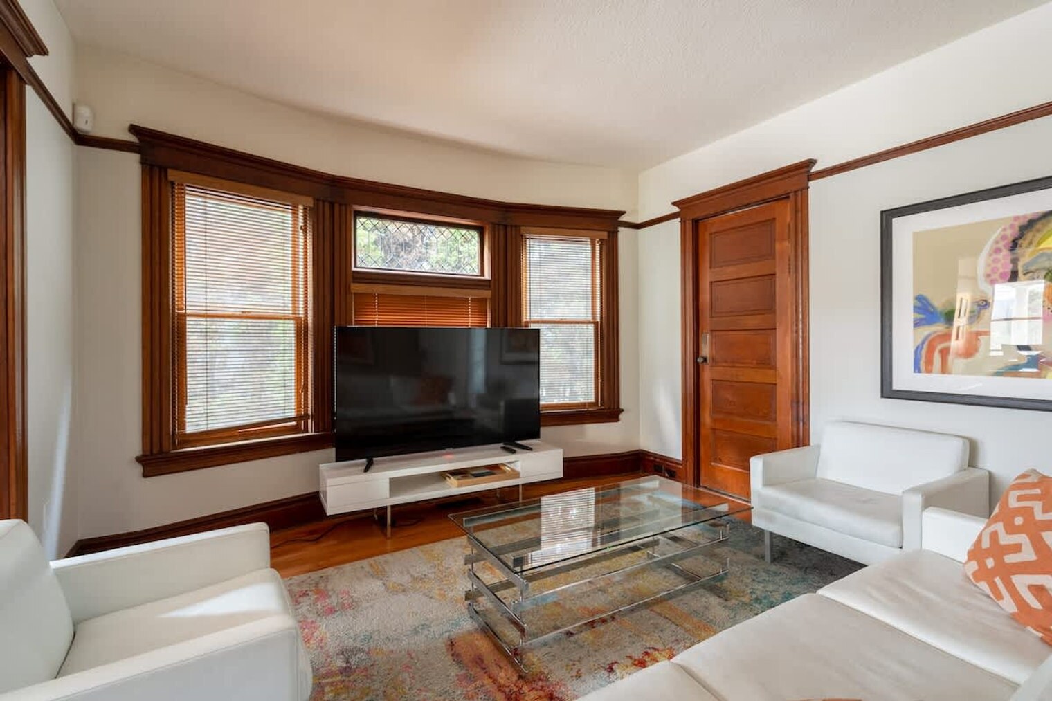 Building Photo - 26 NE 11th Ave