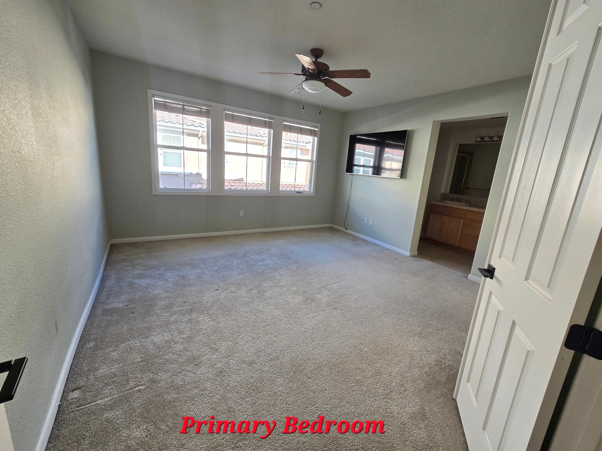 Building Photo - 4353 Fitzwilliam St