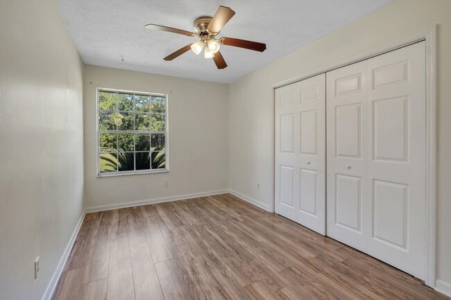 Building Photo - 2613 Killarney Way