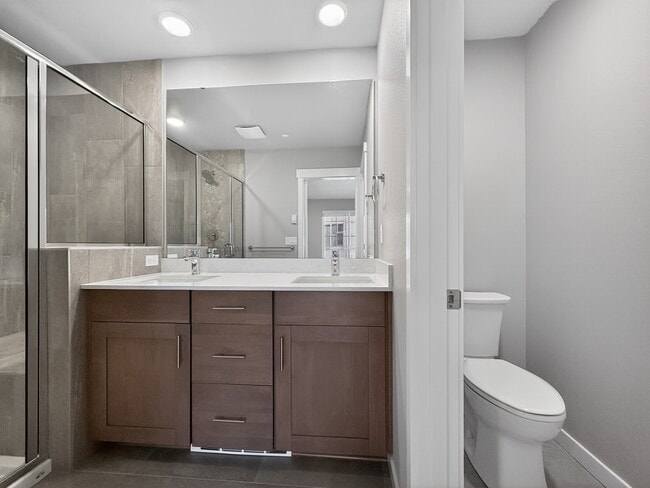 Building Photo - 1322 194th St SE