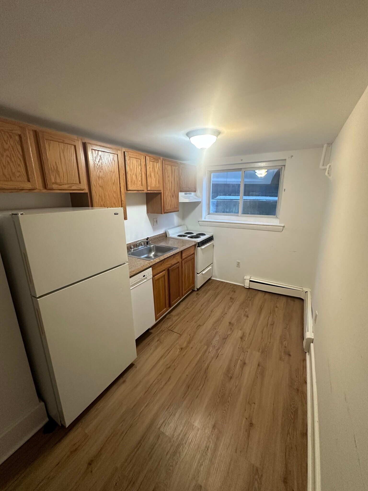 Building Photo - 63 Selkirk Rd