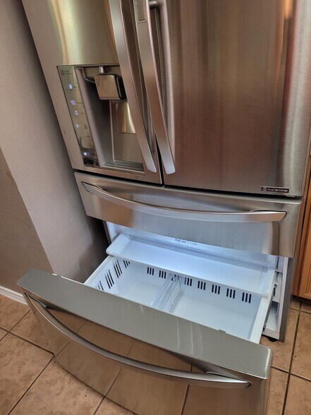 Building Photo - 23619 Twisting Falls Drive