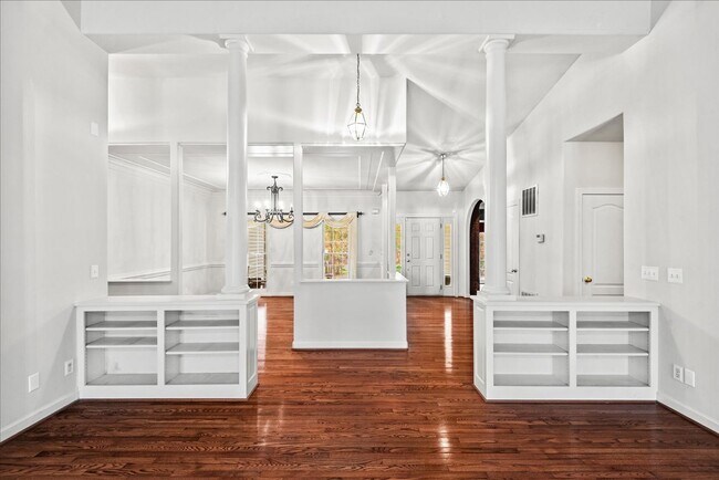 Building Photo - **Charming 3-Bedroom Rambler on 3 Acres in Scenic Stafford** NO HOA