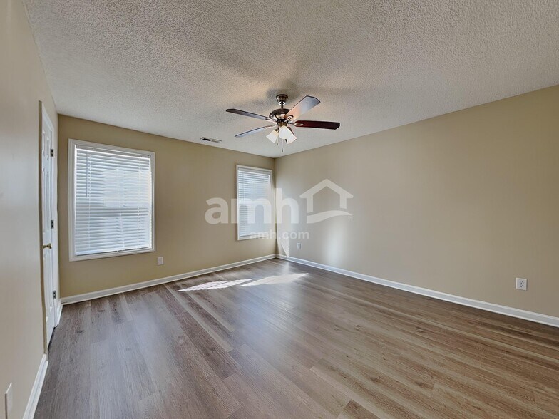 Building Photo - 4809 Tommans Trl