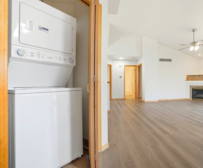 In Unit Laundry - Woodridge Estates