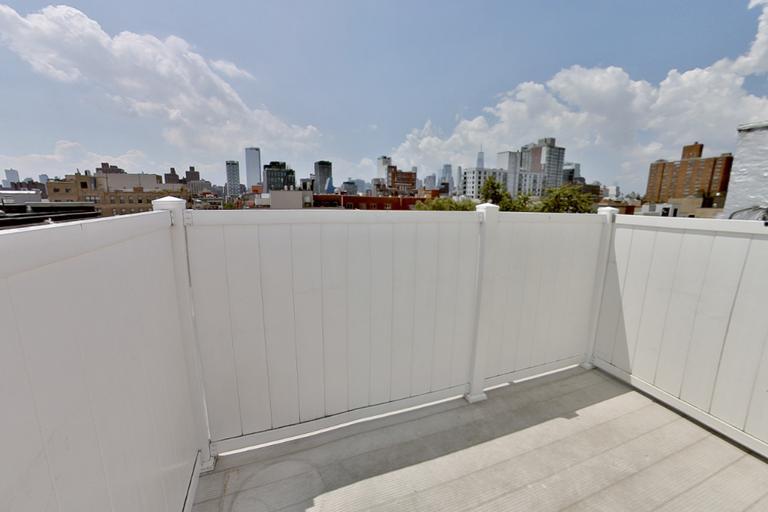 Building Photo - 199 E 3rd St