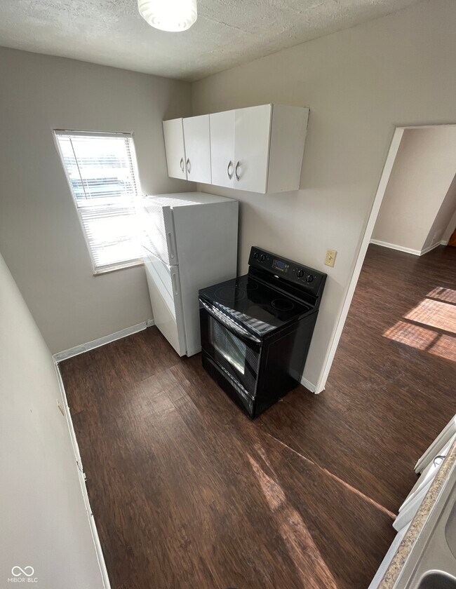 Building Photo - 4 N Butler Ave