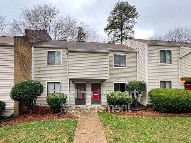 Primary Photo - 951 Hollywood St