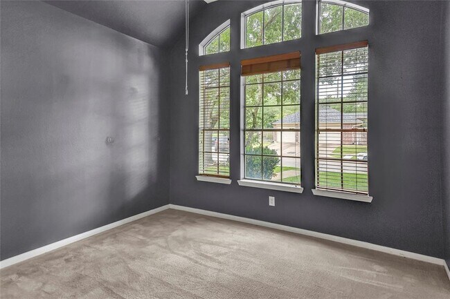 Building Photo - 15810 Ashton Hills Dr