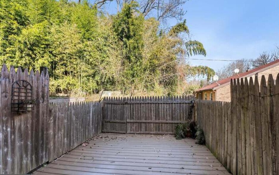 Deck - 68 Park Vallei Ln