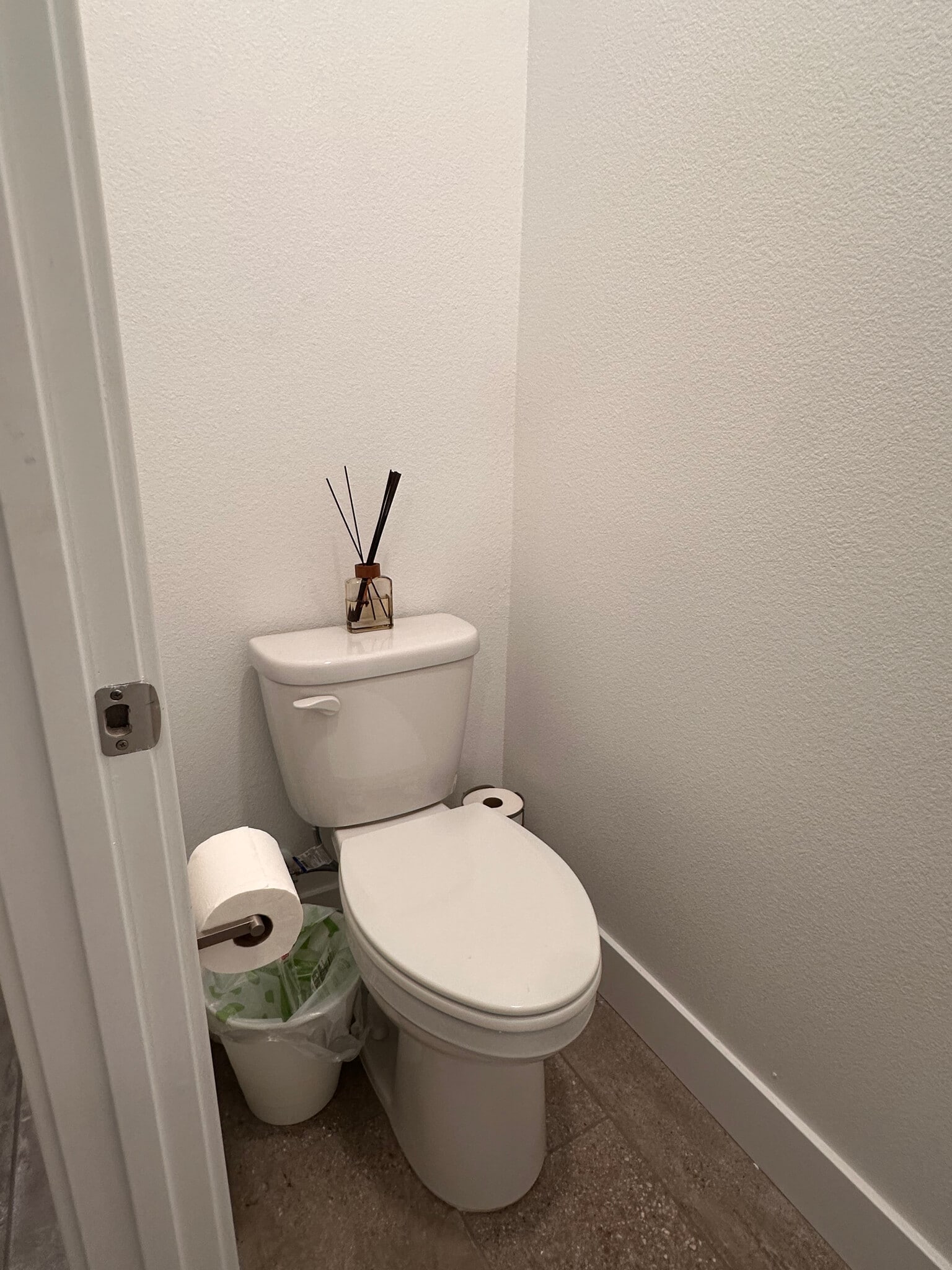 Primary Room - 4217 Crossroads Way