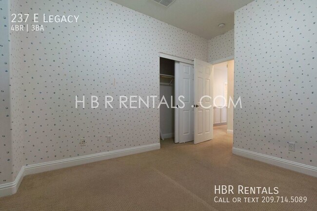 Building Photo - WICKLUND Village 4 Bedroom Home - Gated Dr...