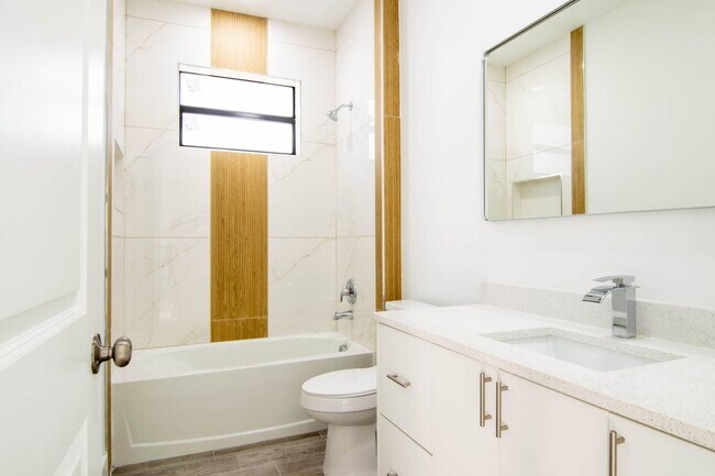 Building Photo - 8126 Thruso Rd