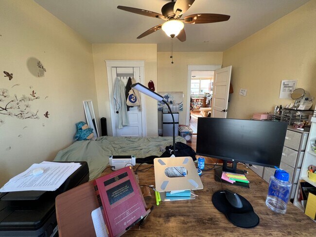 Building Photo - 332 Beacon St