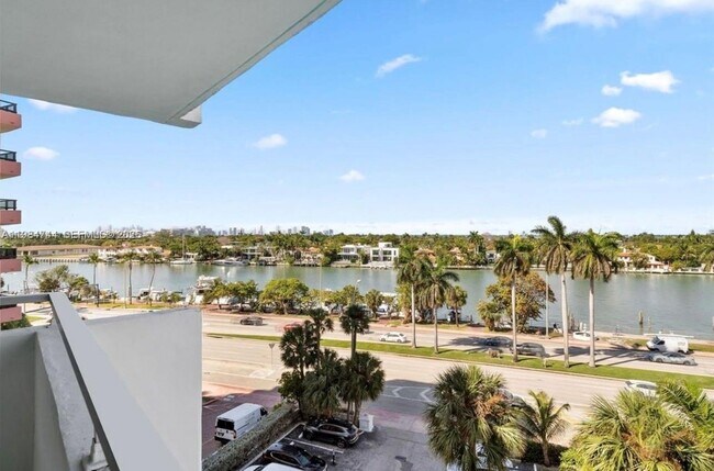 Building Photo - 5255 Collins Ave