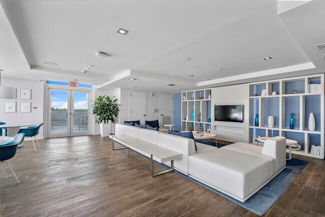 Building Photo - 4250 Biscayne Blvd