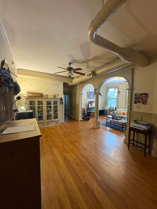 Building Photo - 509 Monroe Ave