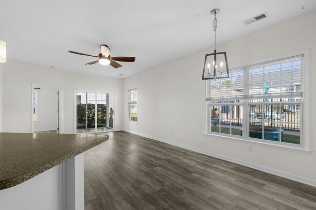 Building Photo - 155 Westhaven Dr