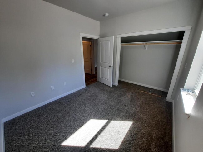 Building Photo - 3266 S 12th St