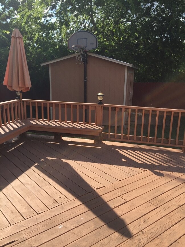 Building Photo - 5843 Glacier Sun Dr.