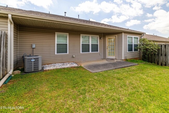 Building Photo - 8613 Little Field Way