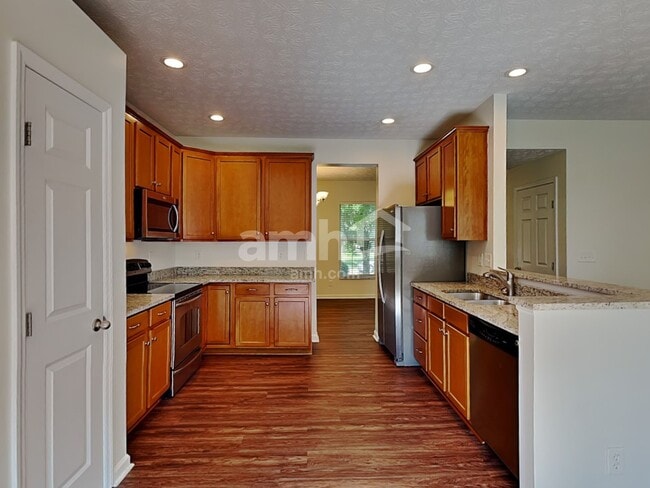 Building Photo - 136 Leasure Dr