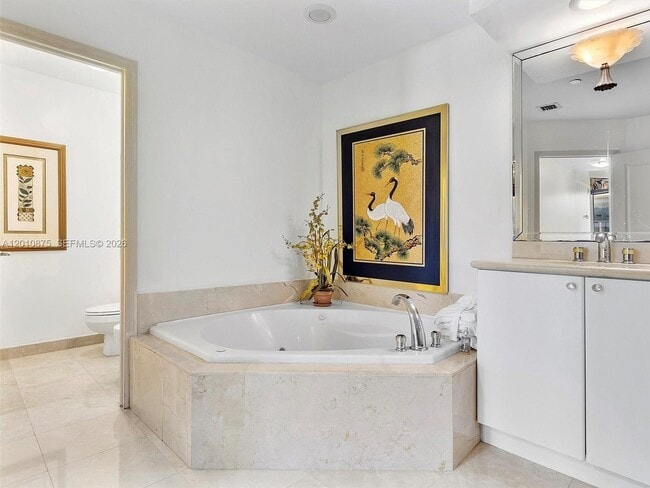 Building Photo - 8925 Collins Ave