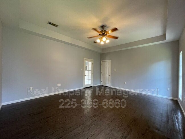Building Photo - 25491 Plantation Ave