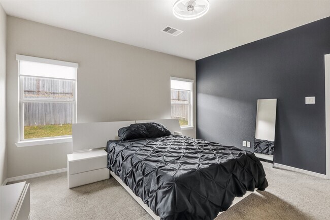 Building Photo - 25722 Hickory Pecan Trl