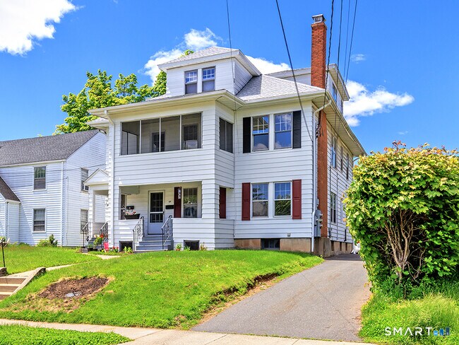 Building Photo - 89-91 Maplewood Ave