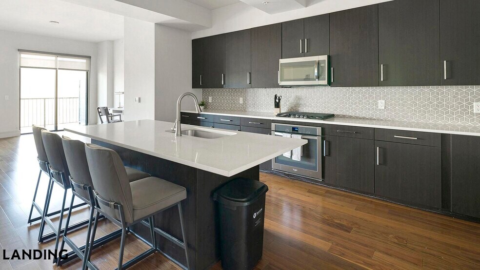 Building Photo - 1414 Wood Hollow Dr