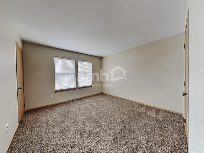 Building Photo - 1817 Grandview Pl