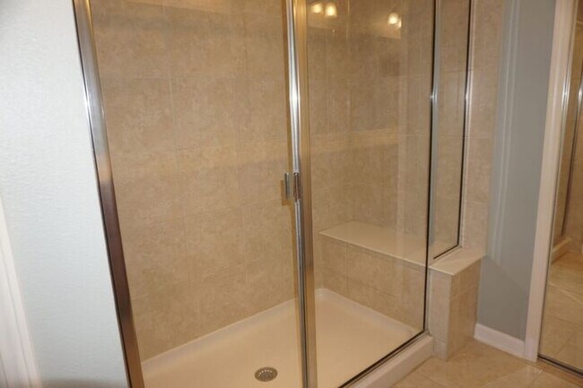 Building Photo - 2 Bedroom 2 Bathroom 55+ Community