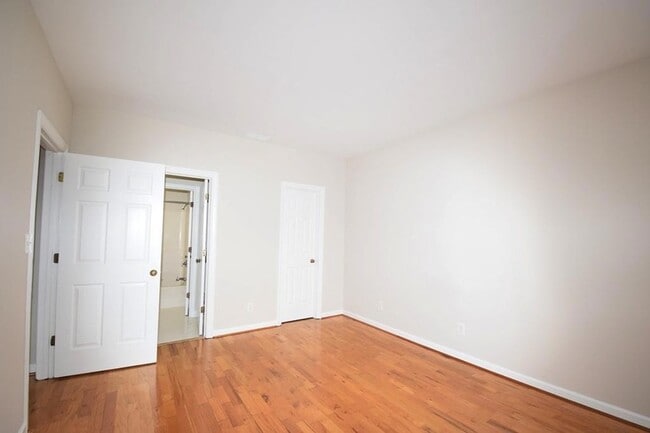 Building Photo - 1421 W Peachtree St NE