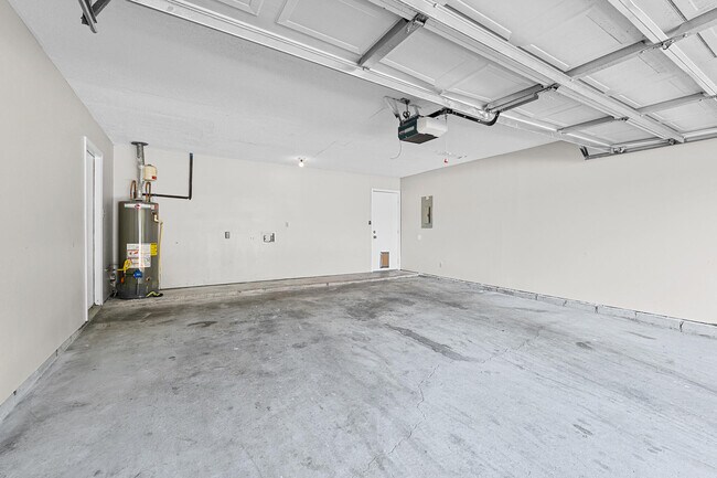 Building Photo - 2908 Cable Way