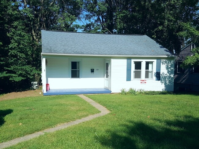 Building Photo - 7th and Union - August 2026
