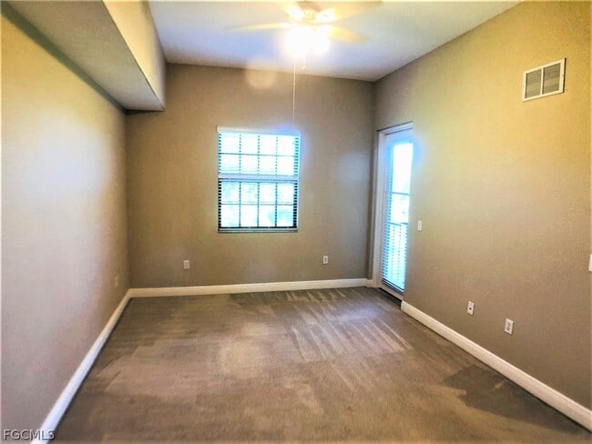 Building Photo - 13651 Julias Way